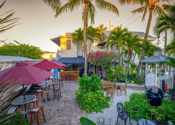Duval Inn - Key West
